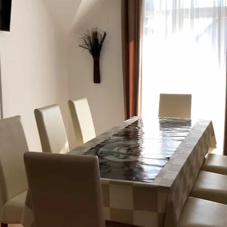 Rita-var Szallashely Aparthotel Nyiregyhaza