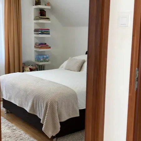 Rita-var Szallashely Aparthotel *