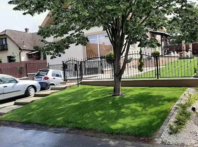 Aparthotel Rita-var Szallashely