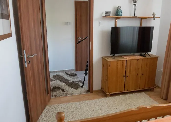 Rita-var Szallashely Nyiregyhaza