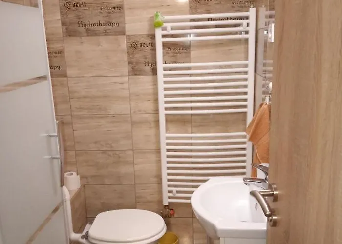 Rita-var Szallashely Nyiregyhaza