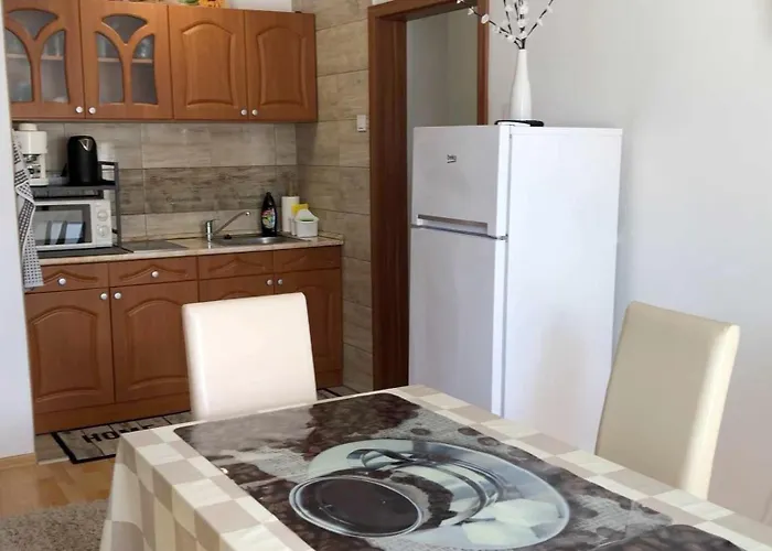 Rita-var Szallashely