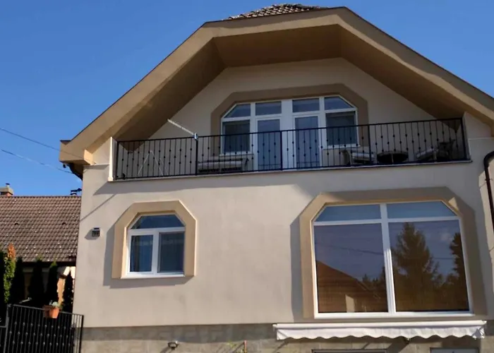 Rita-var Szallashely 3*