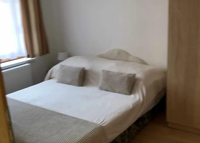 Rita-var Szallashely Aparthotel 3*
